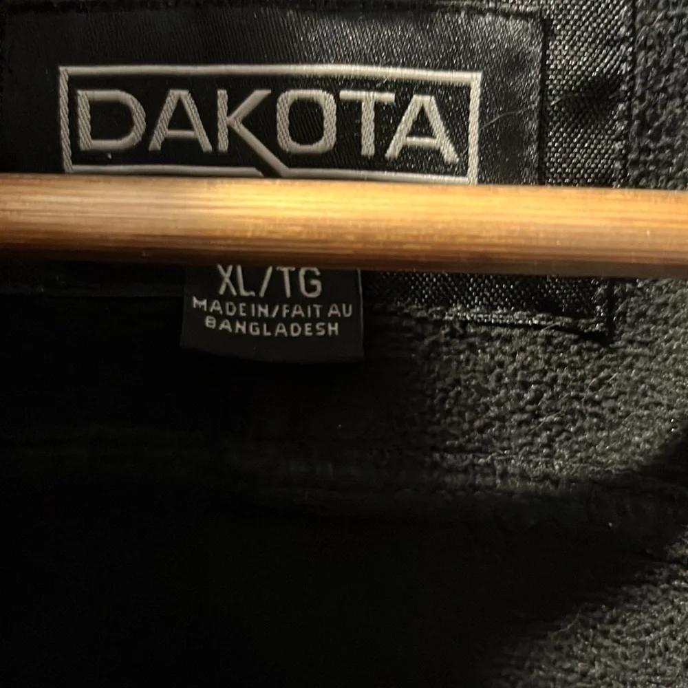 DAKOTA JACKET - Picture 3 of 6